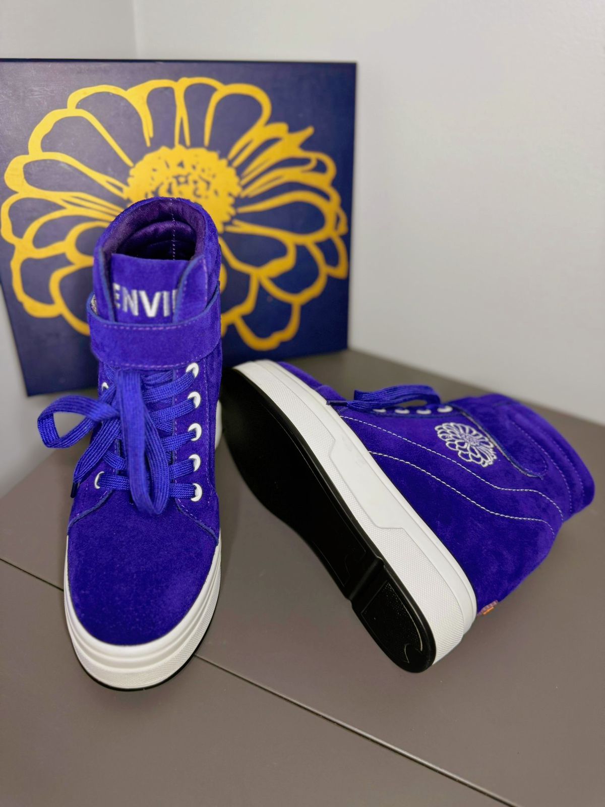 Stay Royal — Fresh Edition