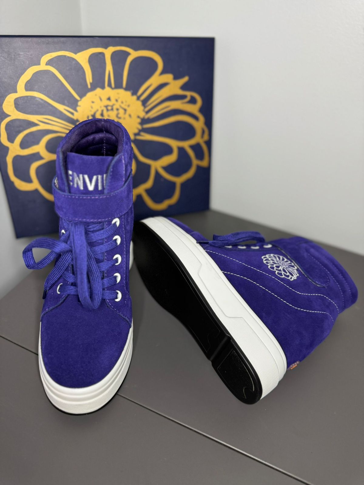 Stay Royal — Fresh Edition